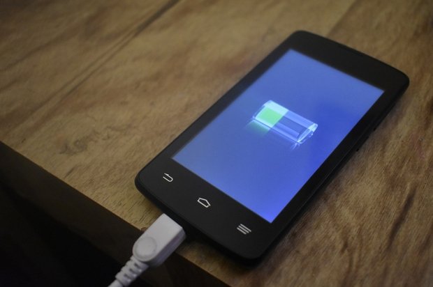 Android battery charging
