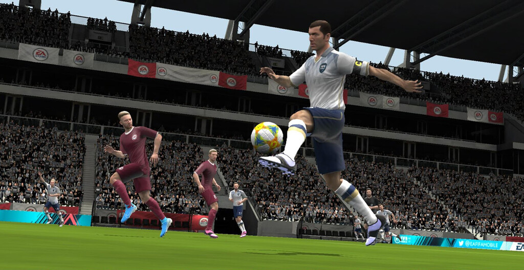 The best Android games for football lovers: FIFA, PES, Mini Football and many more