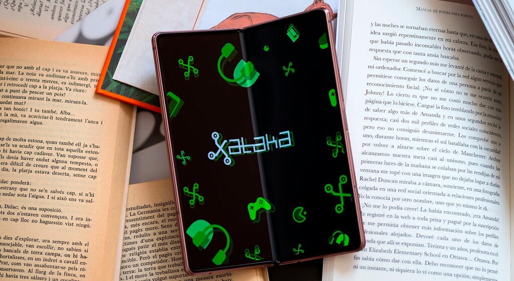 Samsung prepares up to five folding mobiles by 2021, according to The Elec