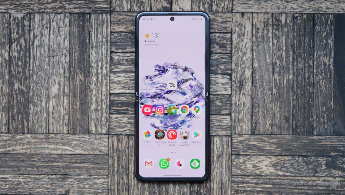 Android 11 comes to the Samsung Galaxy Z Flip 5G with One UI 3.0 1