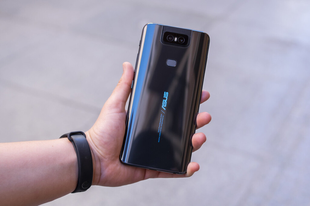 ASUS Zenfone 6 starts updating to Android 11