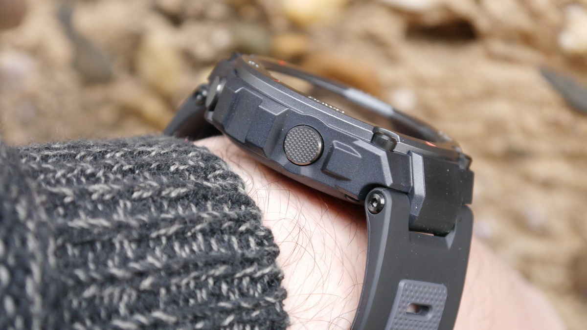 Amazfit T-Rex Pro analysis: maximum resistance on your wrist
