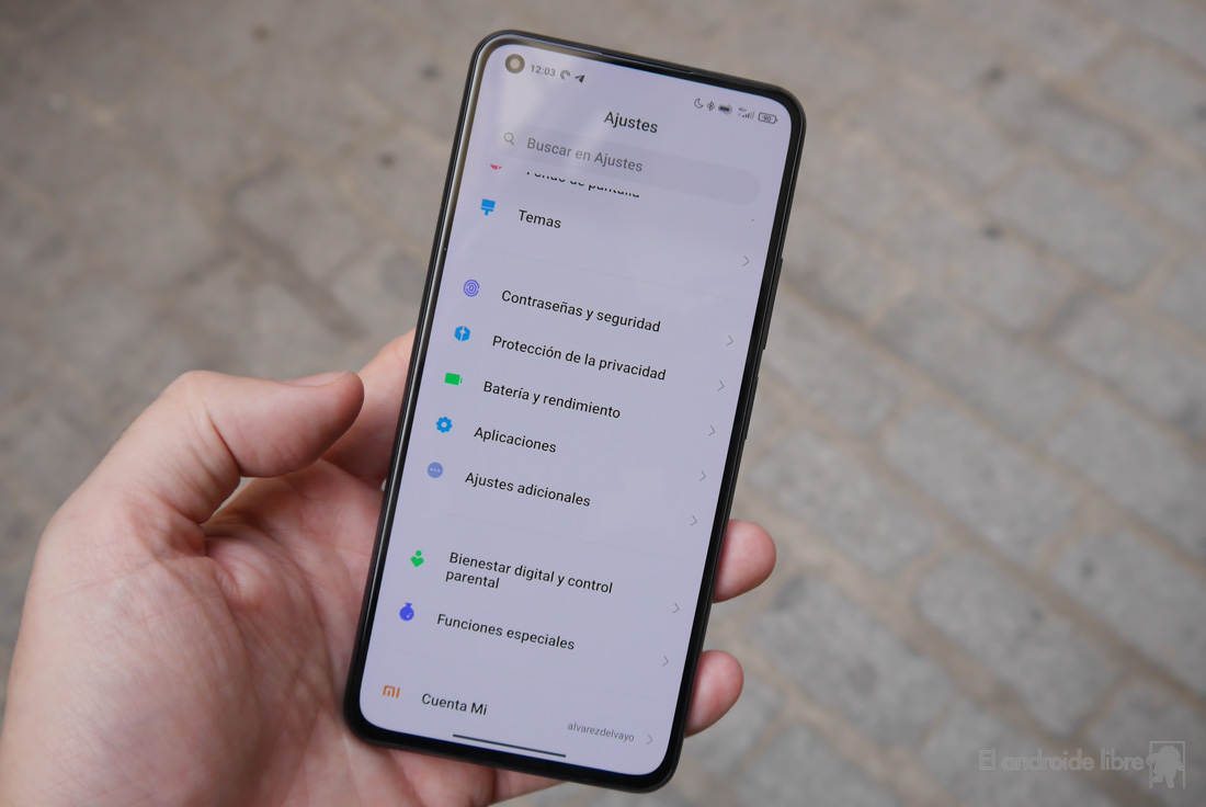Xiaomi Mi 11 Lite, analysis: extremely light and thin 5